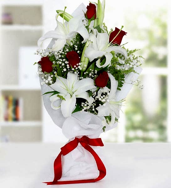 Gül ve Lilyum Buketi