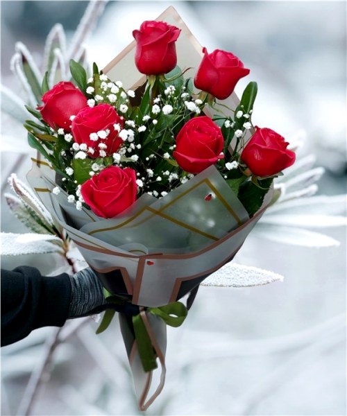 7 Adet Kırmızı Gül Buketi